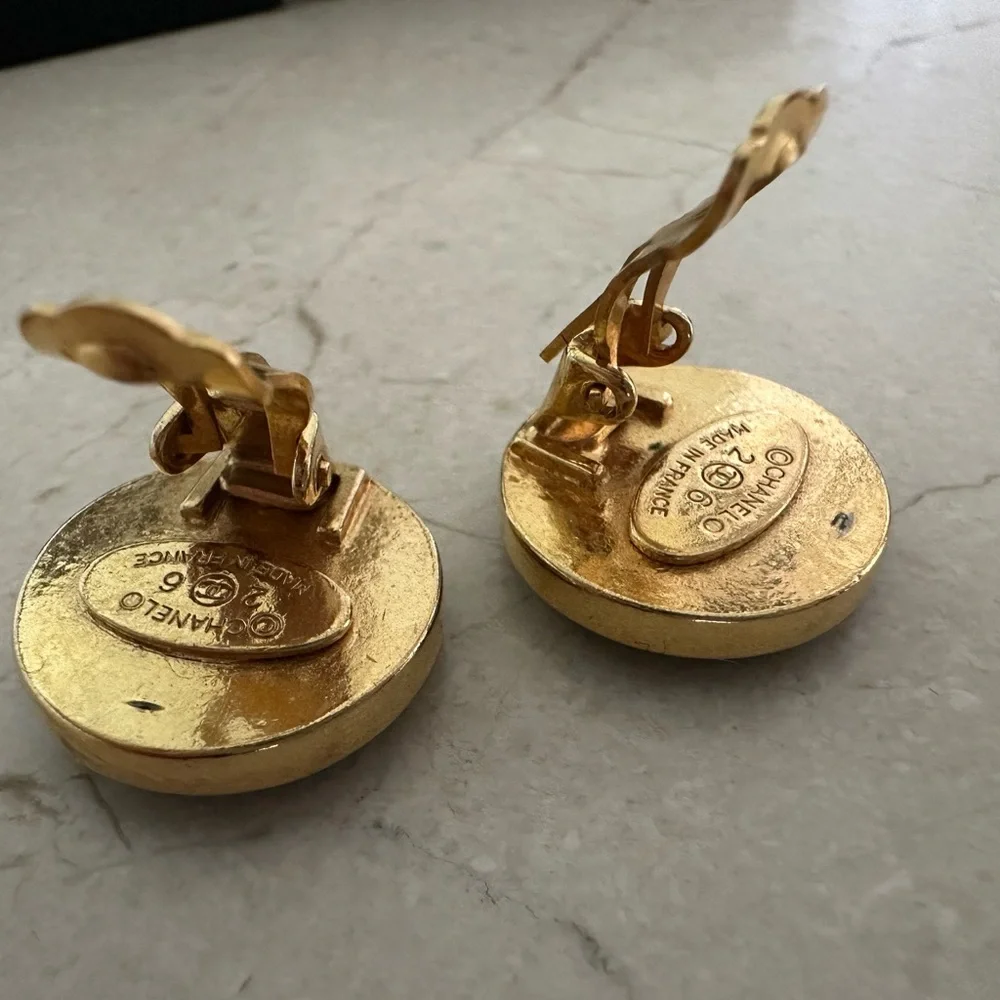 CHANEL Black and Gold Logo Earrings CC COCO Authentic Full Set - Picture 5 of 8